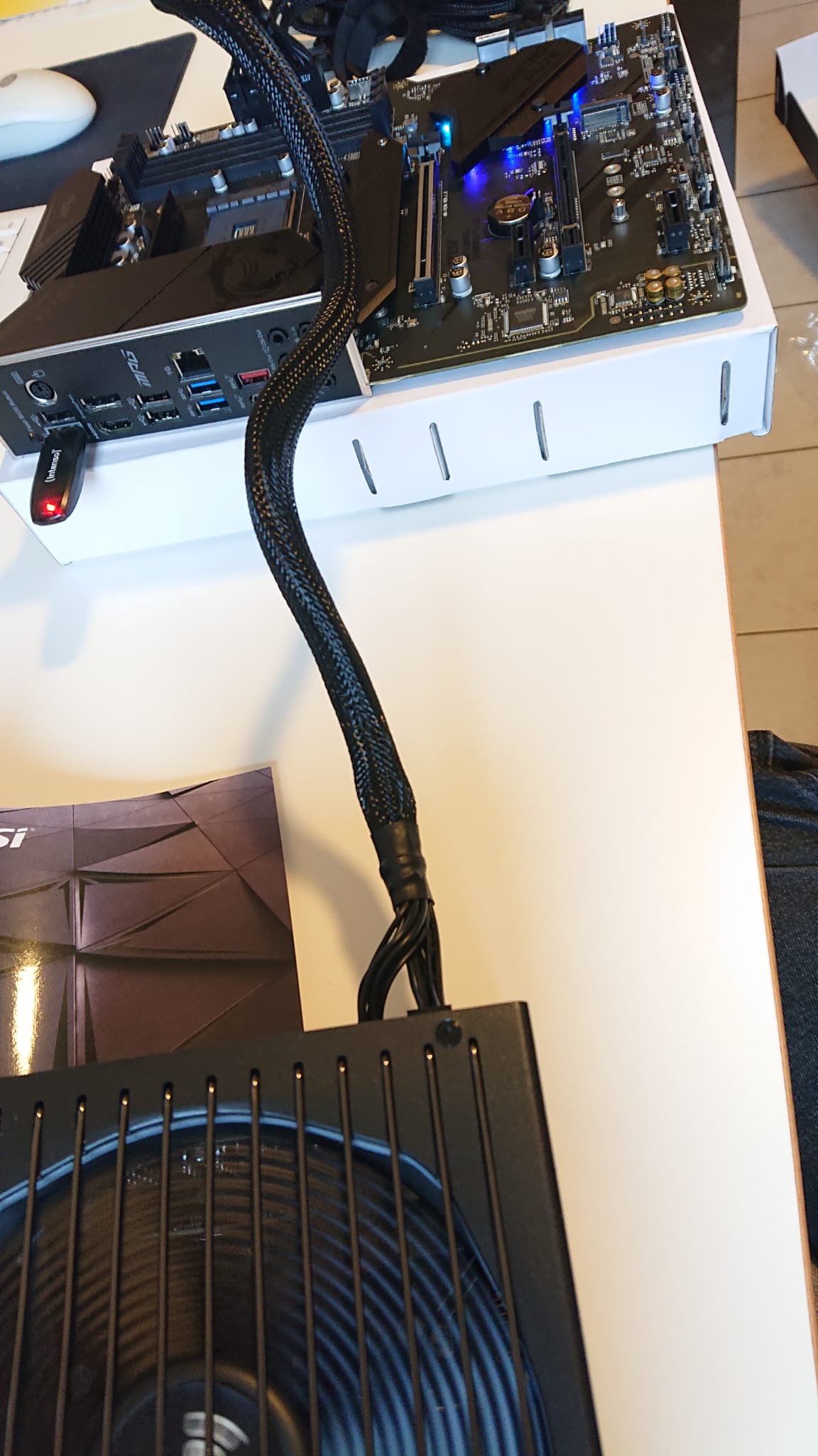 BIOS Update ohne CPU und RAM